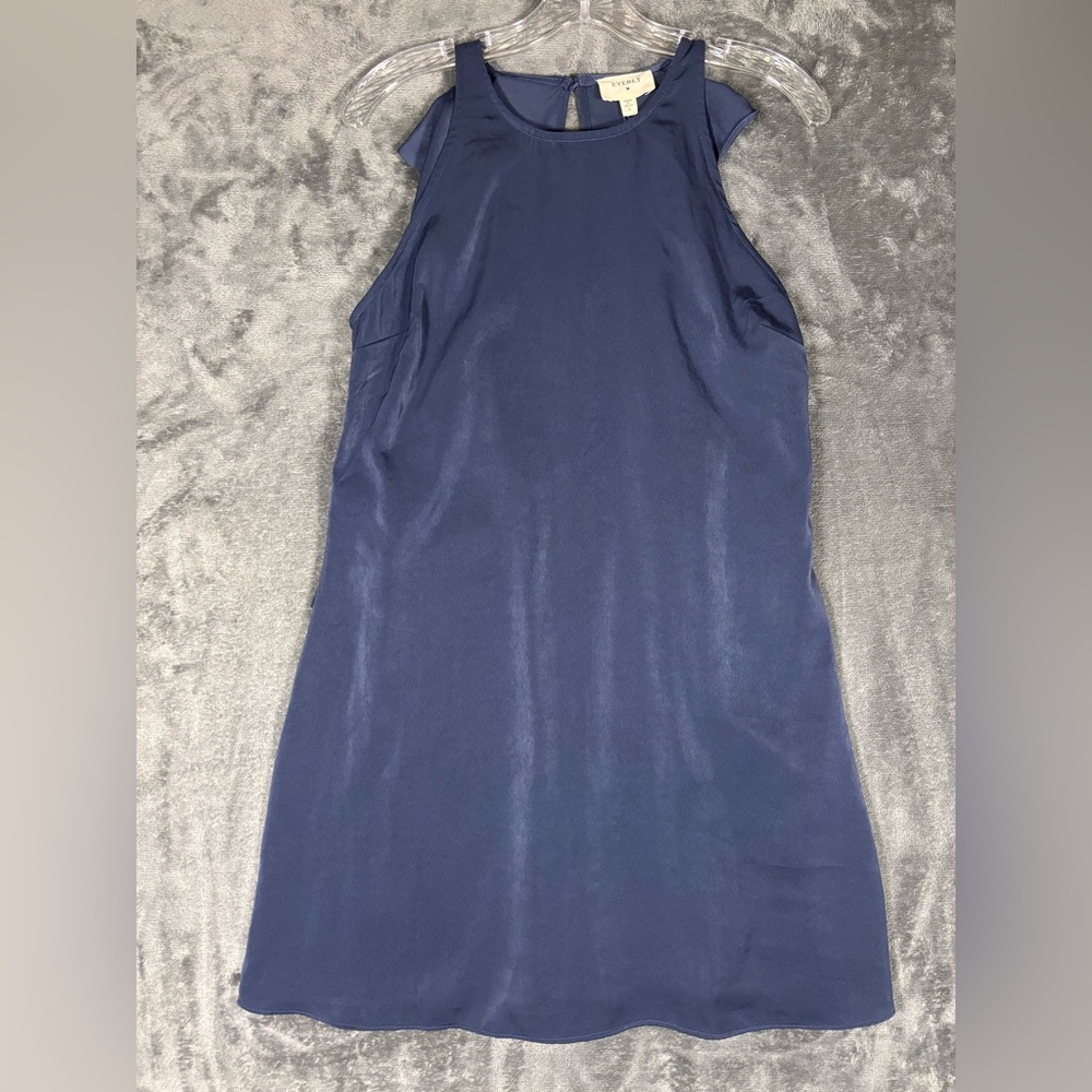 NWT Everly Dress Women’s Size Small Navy Blue